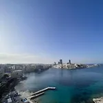 Spacious And Lovely Seaview Apt