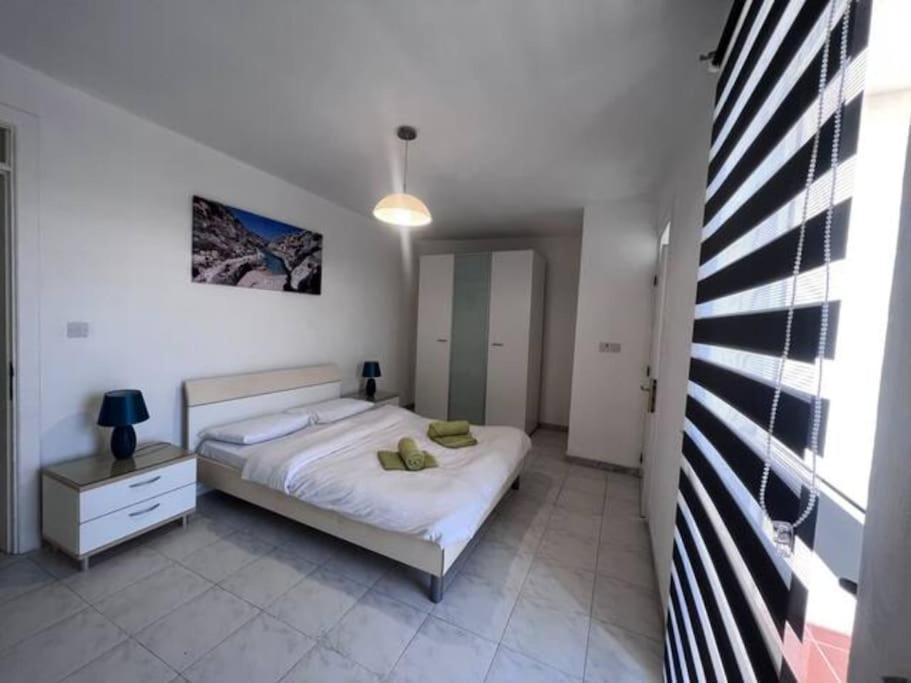 Spacious And Lovely Seaview Sliema